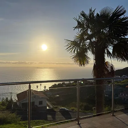 Magnolia Sunsets Vila